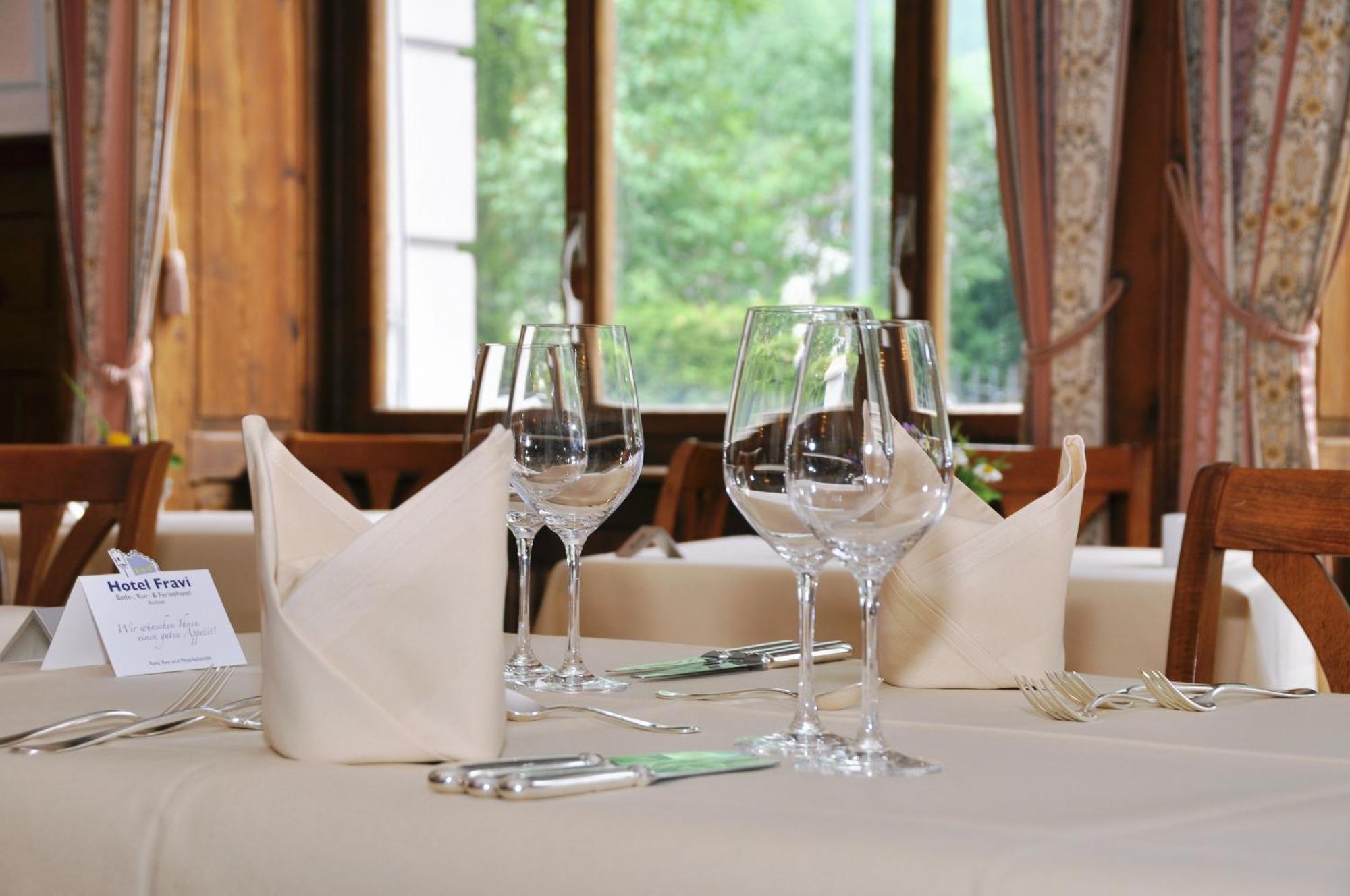 Hotel Fravi Andeer Ngoại thất bức ảnh